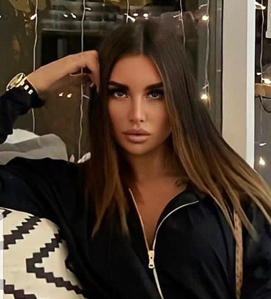 masseuse Nina