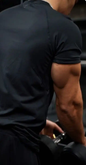 Male masseur in Moscow